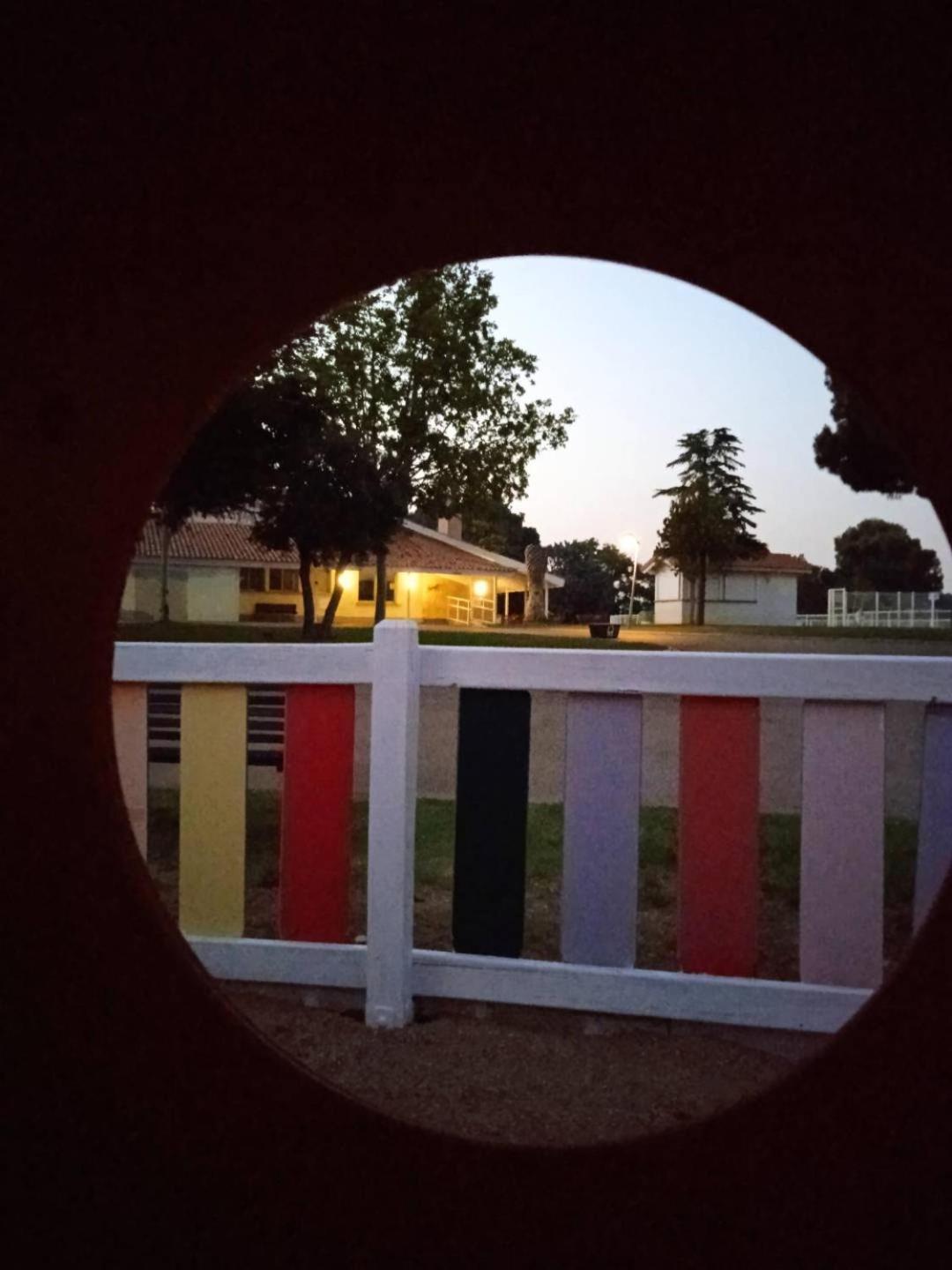 Albergue Zaragoza Camping Buitenkant foto