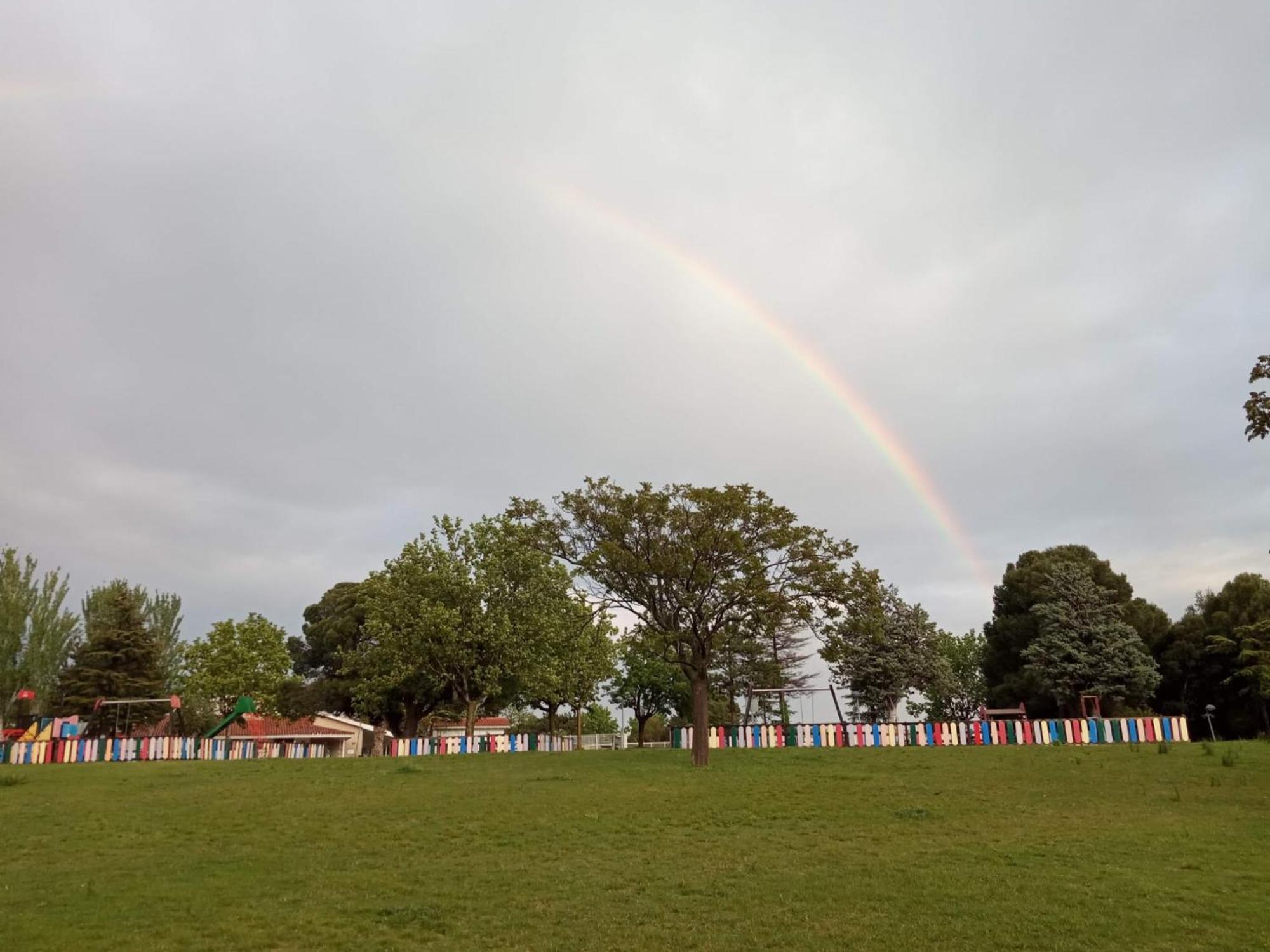 Albergue Zaragoza Camping Buitenkant foto